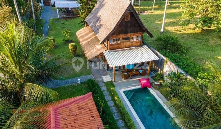 Absolute beachfront estate in Balian VL3248