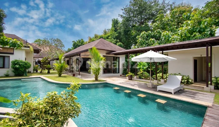 Great five bedroom freehold estate for sale in Jimbaran VL3207