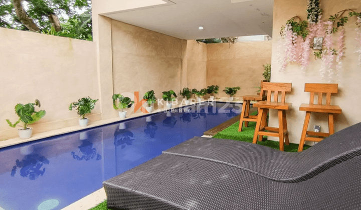 Wonderful Three-Bedroom Semi-Open Living Room Villa Situated in Jimbaran YRR3523