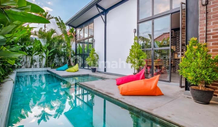 Modern industrial style two bedroom leasehold property with good ROI in Umalas VL3164