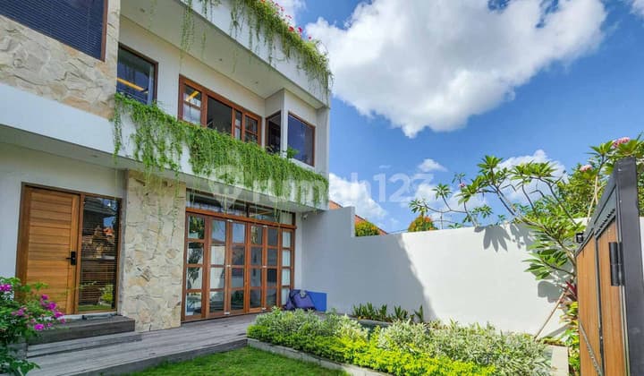 Brand New Multi Level Ocean Views Freehold Villa In Pererenan Vl3071