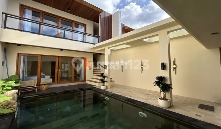 Modern Open Living Two-Bedroom Villa with Private Pool in Buduk YRR3586