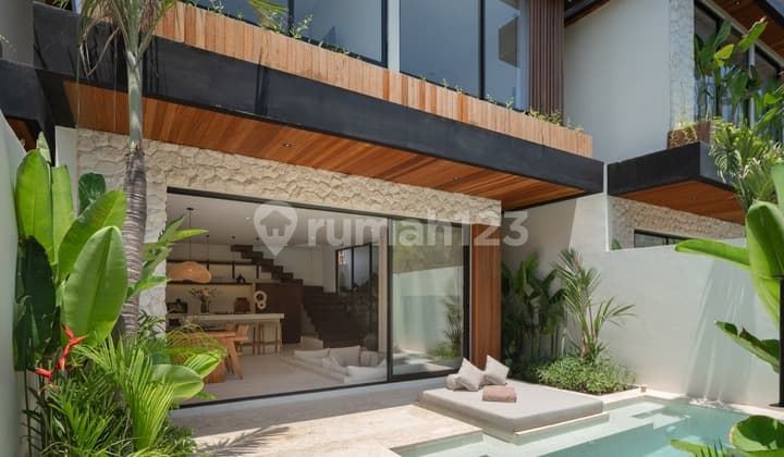 Stylish One Bedroom Leasehold Villa Close To The Beach In Batu Bolong Slp011