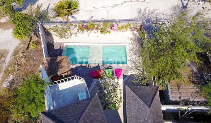 Indah empat kamar tidur estate tepi pantai dijual di Gili Meno VL3189