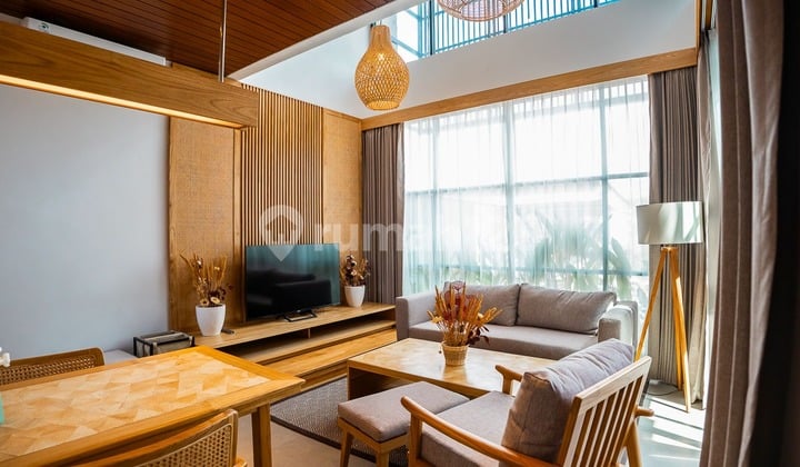 Luxurious three bedroom freehold villa in Canggu SLL006