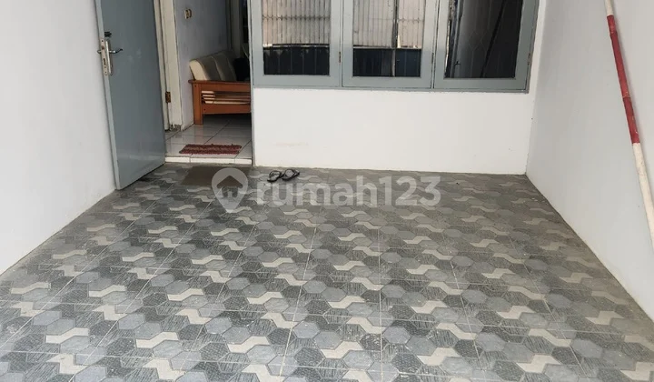 Dijual Cepat Rumah Di Jelambar. Jakarta Barat Dijual Cepat Rumah Di Jelambar. Jakarta Barat