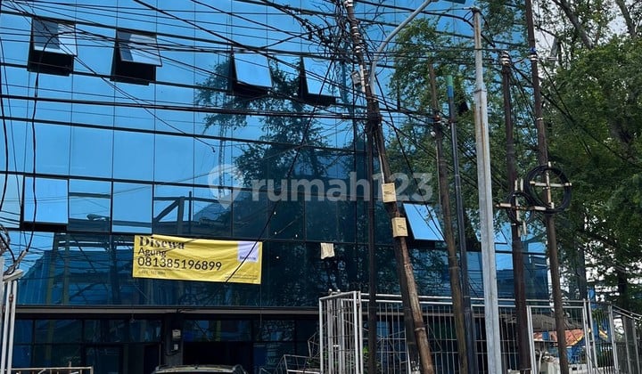 Gedung Siap Huni di Lokasi Strategis, Jl Siantar Jakarta Pusat