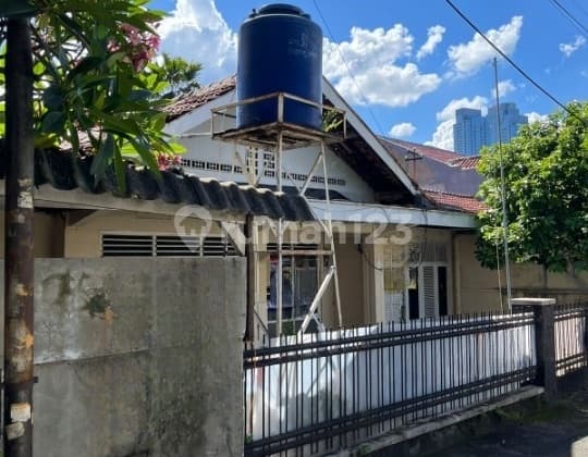 RUMAH JALAN CINIRU KEBAYORAN BARU JAKARTA SELATAN