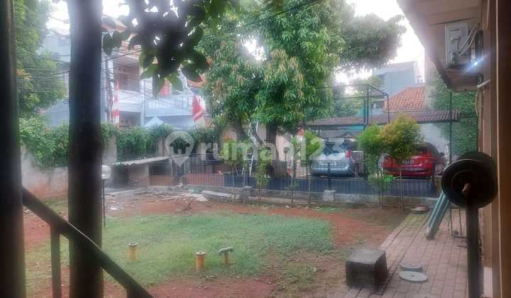 RUMAH DIJUAL JALAN MADRASAH KEBAYORAN BARU JAKARTA SELATAN