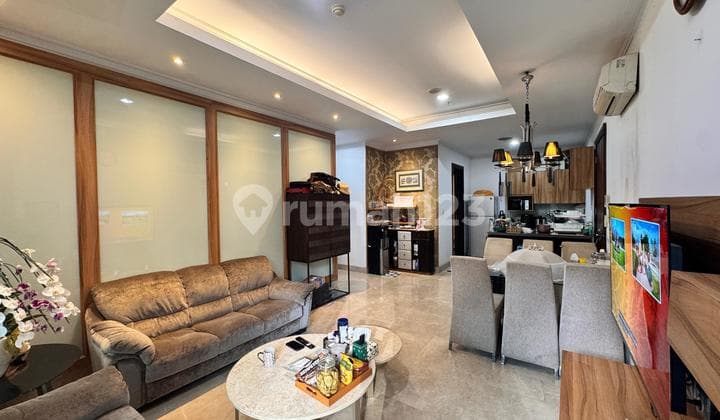 FOR SALE RESIDENCE 8 SENOPATI APARTMENT IN KEBAYORAN BARU