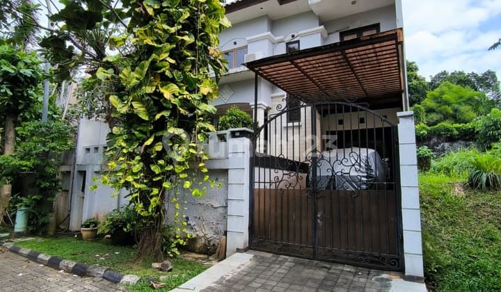 Beautiful House In Villa Cinere Mas, South Tangerang