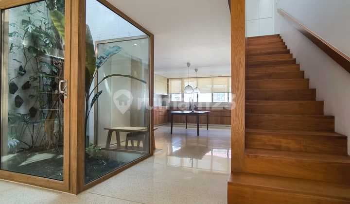 FOR SALE HOUSE ON CIBULAN STREET, KEBAYORAN BARU, SOUTH JAKARTA