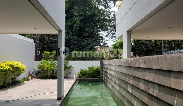 New Renovated House for Rent in Kebayoran Baru Area, Jl. Cibeber