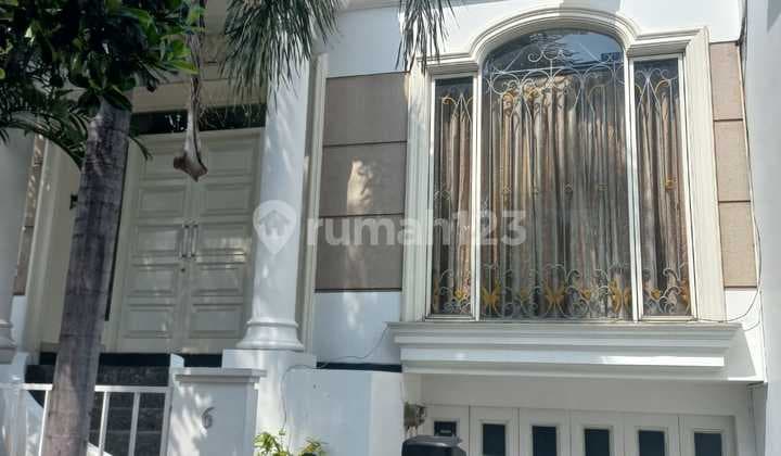 Rumah 2,5 Lantai Dijual Di Mampang Prapatan, Jakarta Selatan