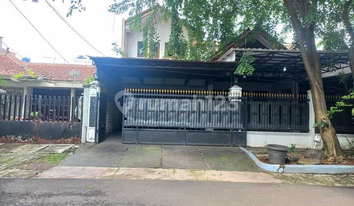 2-Story House Former Silent Office in Kebayoran Baru