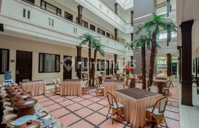 Active Hotel in the Center of Lembang