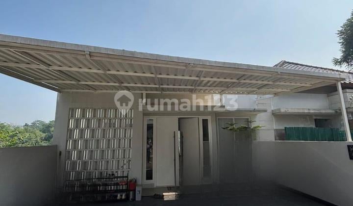 Rumah Fully Furnished Lokasi Asri di Komplek Cigadung Bandung Harga Nego Sampai Jadi