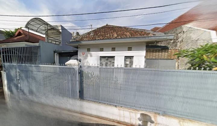 Rumah Vintage Siap Huni Lokasi Tengah Kota di Riau Bandung Harga Terbaik