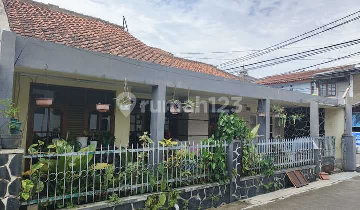 Rumah Harga Murah Siap Huni di Komplek Margacinta Bandung Menarik