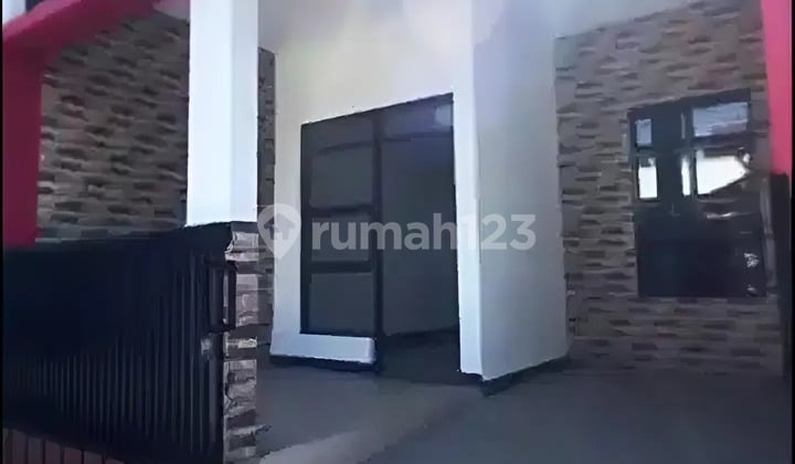 Rumah Minimalis Modern Siap Huni di Komplek Panyileukan Bandung