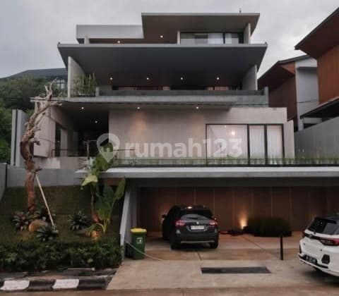 Rumah Mewah Full Furnish Dengan Infinity Pool Private Lift di Resor Dago Pakar