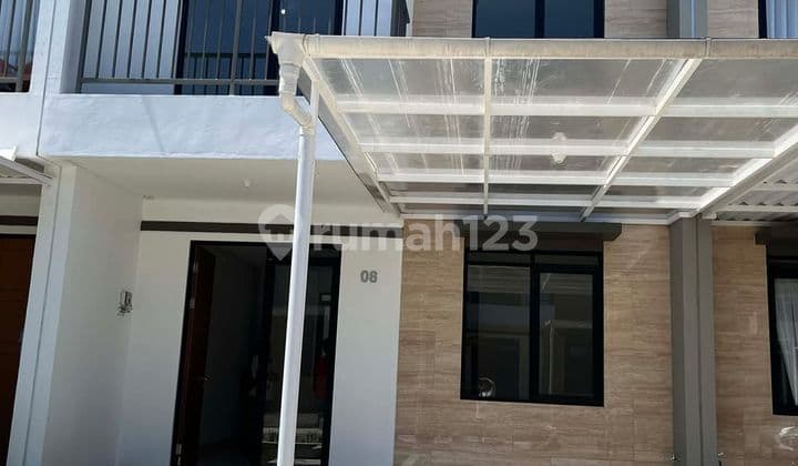 Rumah Siap Huni Lokasi Strategis di Grand Sharond Bandung Kota