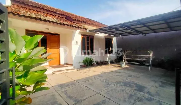 Rumah Fully Furnished Siap Huni di Cibabat Cimahi Utara Menarik