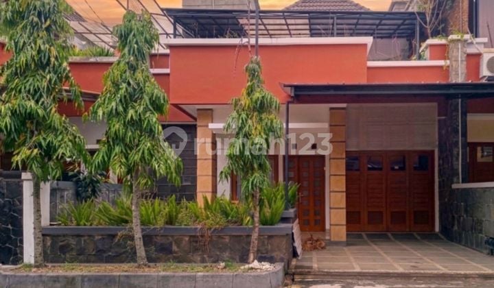 Rumah Semi Furnished Lingkungan Asri di Komplek Dago Bandung Kota