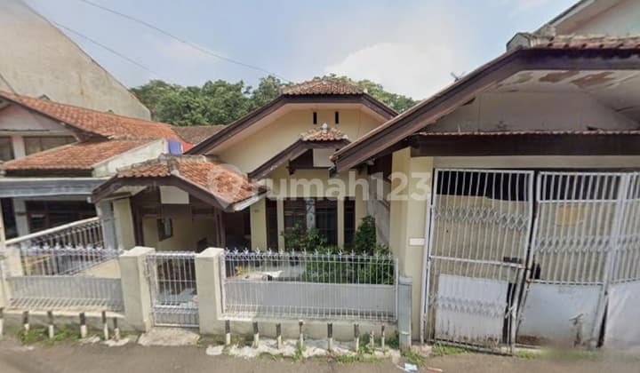 Rumah Hitung Tanah Lokasi Strategis di Komplek Pasir Kaliki Bandung Kota