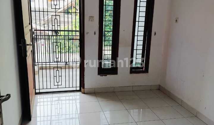 Rumah Minimalis Siap Huni di Komplek Sarijadi Bandung Menarik