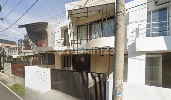 Rumah Fully Furnished Lokasi Strategis di Cigadung Bandung Kota