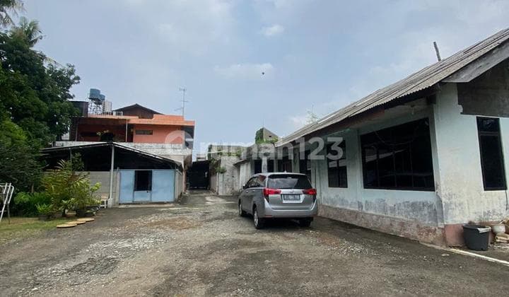 Ruang Usaha Siap Huni Lokasi Tengah Kota di Tempuran Karawang