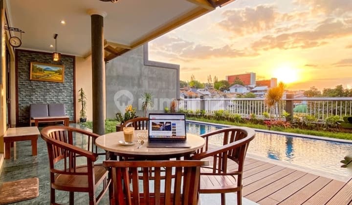 Dijual Rumah Mewah Fully Furnished di Ciumbuleuit Bandung Kota