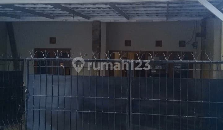 Active Boarding House 15 Rooms Strategic Location in Pungkur, Bandung City