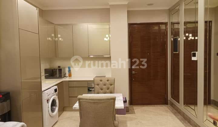Disewakan District 8 Unit 1 BR Unblock View 70m Rp 27,5 Juta Per Bulan, Connecting To Ashta 0811171xxxx