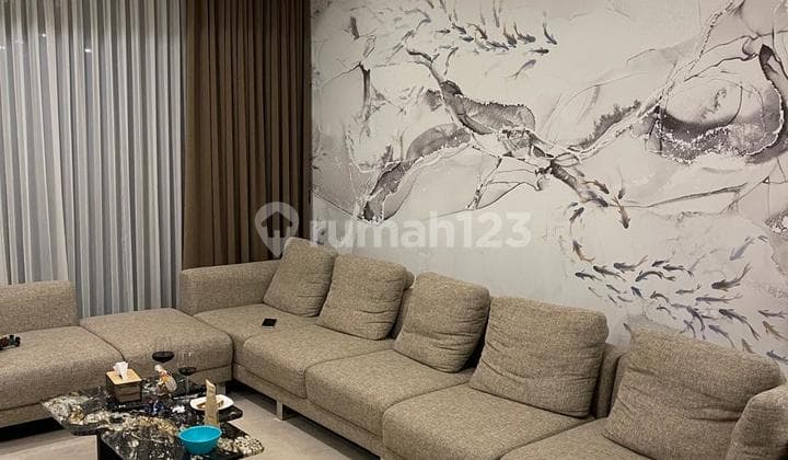 Apartement The Pakubuwono Menteng 3 BR Furnished Bagus