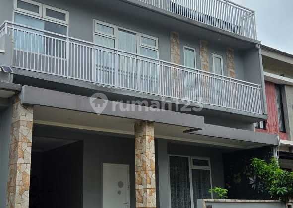 Rumah 3 Lantai SHM Bagus Siap Huni di Graha Raya Bintaro