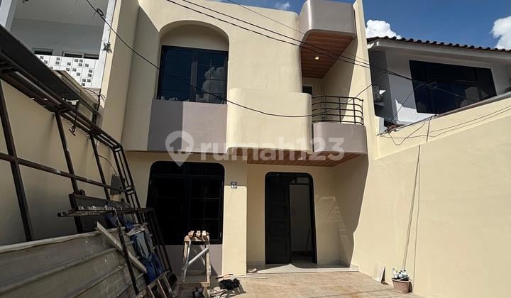 Rumah Siap Huni Terenovasi SHM di Sektor 1D-Gading Serpong