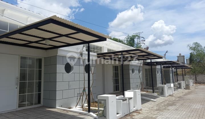 Rumah Ready Stok Di Perumahan Grand Village Surabaya