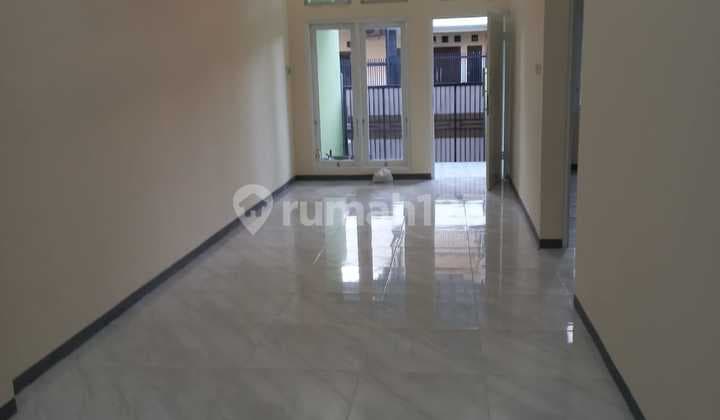 Rumah Semi Cluster Harapan Indah Bangunan FUll Mulus Siap Huni 13318 ER