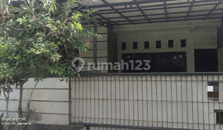 A Large and Comfortable Home Ready to Occupy Without Renovation, Located in Harapan Indah 13775.