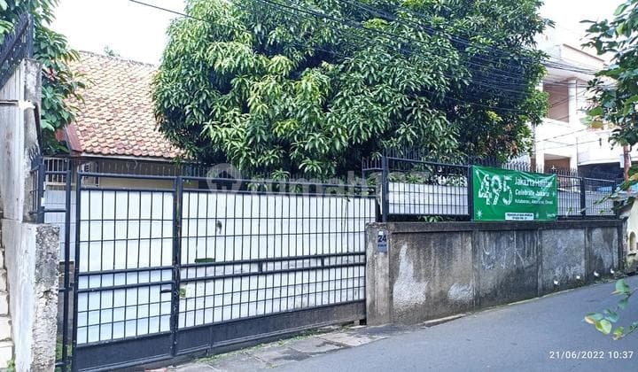 Rumah Hitung Tanah Di Gandaria Selatan.