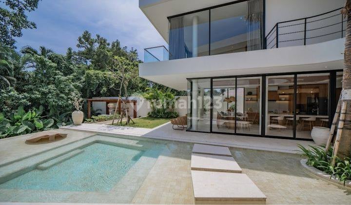 Kontemporer Villa 4 Kamar Tidur Di Lokasi Premium Umalas