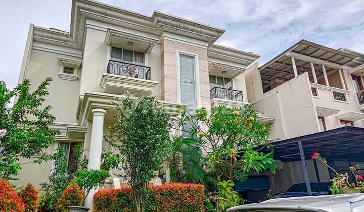 Quick Sale: House in the Most Elite Area of Gading Serpong