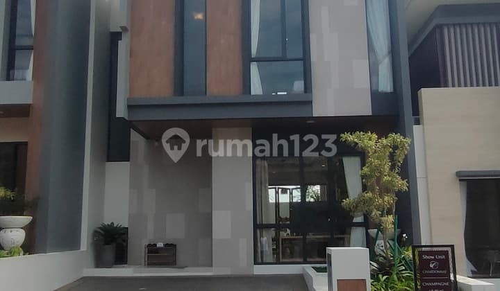 Dijual Rumah View Gunung di Citra City Sentul
