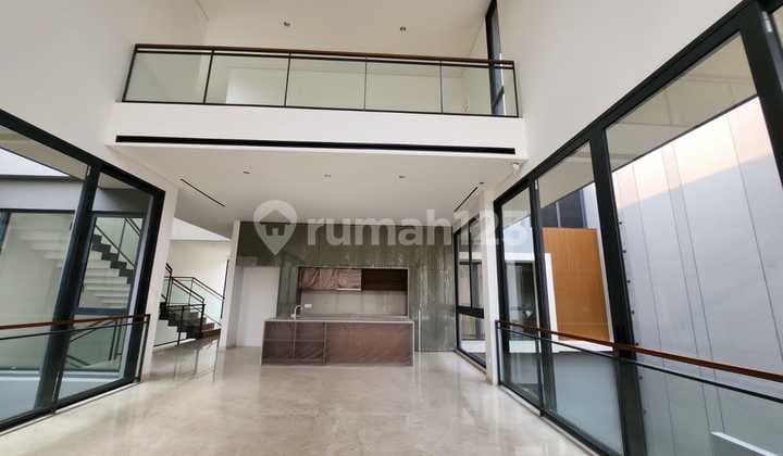 For Sale Lyndon Type 15 Navapark House, Sultan's House in the Bsd Area