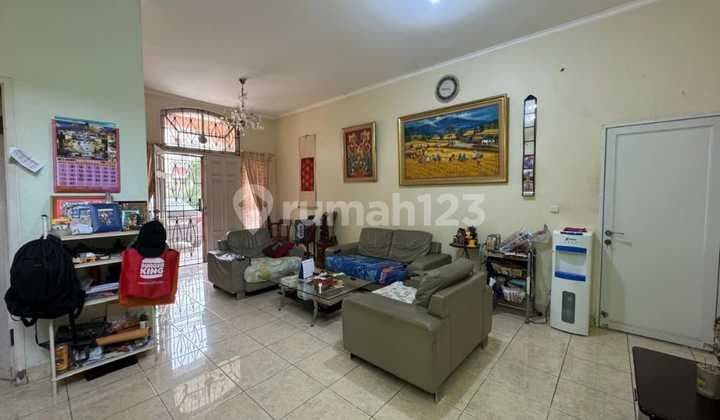 Rumah Dekat Akses Tol di Alam Sutera, Dekat Mall, Harga Bersahabat, Bebas Banjir