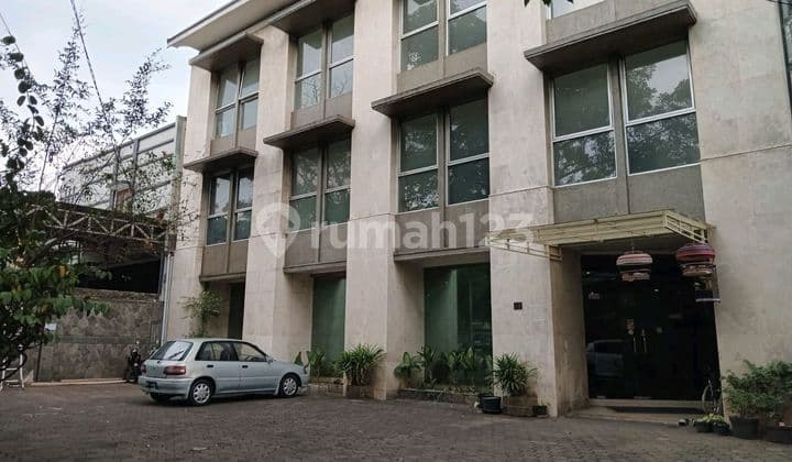 3-Story Building on Jl. Supratman, Bandung