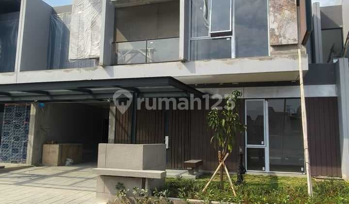 Rumah Baru Siap Huni Hillary Summarecon Bandung