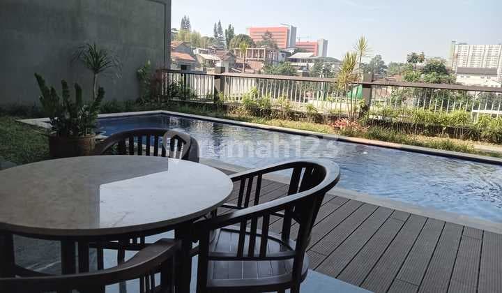 Rumah Lux Full Furnished View Kota Bandung di Ciumbuleuit